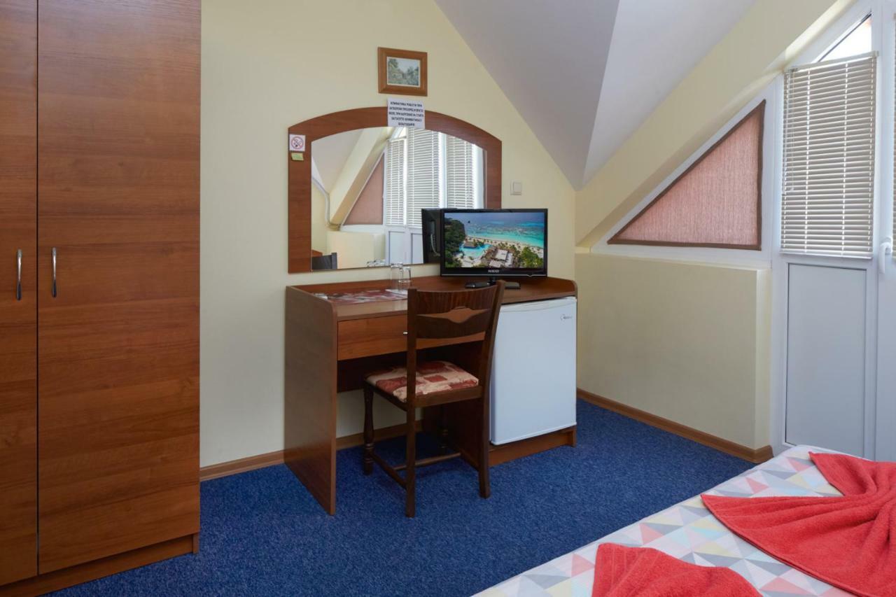 Guest House Plechkarovi Ravda Buitenkant foto